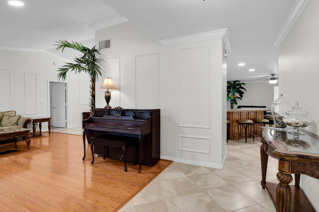 В аренду: $8,995 (4 спален, 2 ванн, 2200 Квадратных фут)