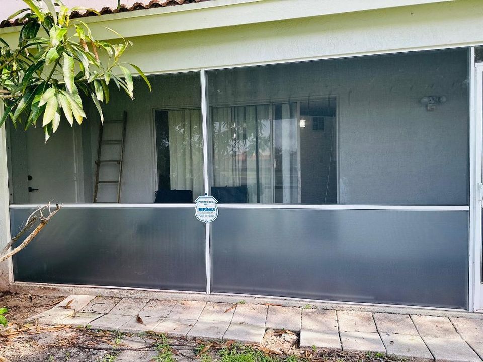 En Venta: $389,900 (4 camas, 2 baños, 1595 Pies cuadrados)