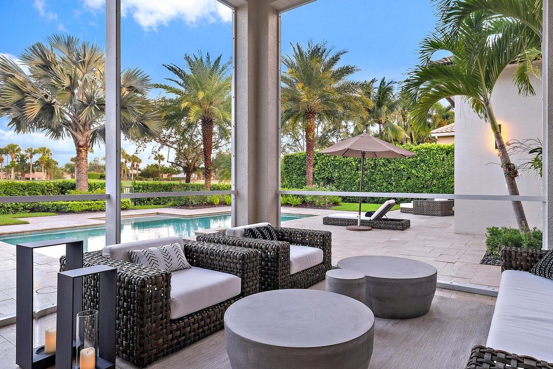 Active With Contract: $3,650,000 (4 beds, 4 baths, 4358 Square Feet)