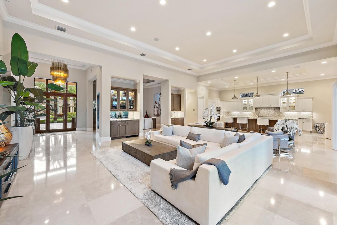 Active With Contract: $3,650,000 (4 beds, 4 baths, 4358 Square Feet)