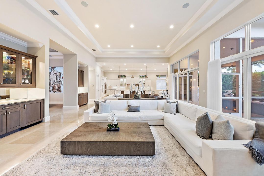 Active With Contract: $3,650,000 (4 beds, 4 baths, 4358 Square Feet)