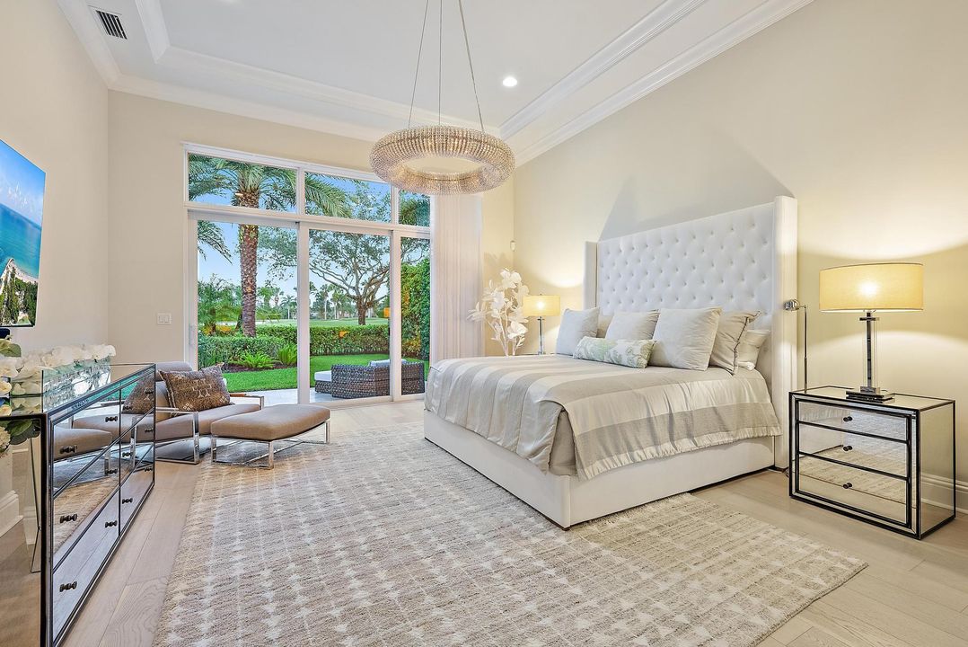 Active With Contract: $3,650,000 (4 beds, 4 baths, 4358 Square Feet)