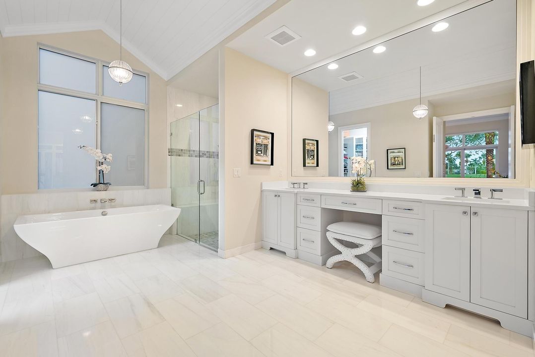 Active With Contract: $3,650,000 (4 beds, 4 baths, 4358 Square Feet)