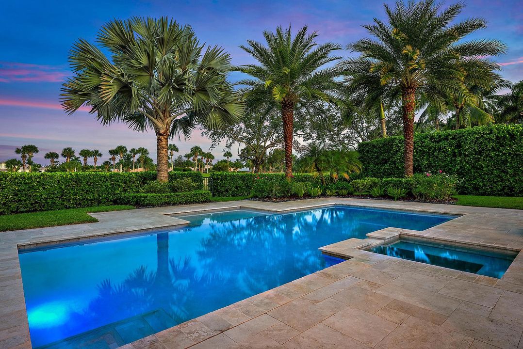 Active With Contract: $3,650,000 (4 beds, 4 baths, 4358 Square Feet)