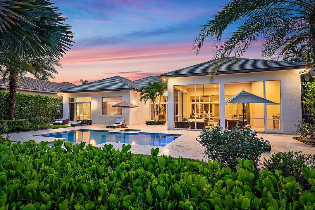 Active With Contract: $3,650,000 (4 beds, 4 baths, 4358 Square Feet)