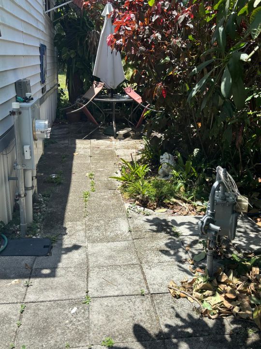 待售: $63,000 (3 贝兹, 2 浴室, 1368 平方英尺)