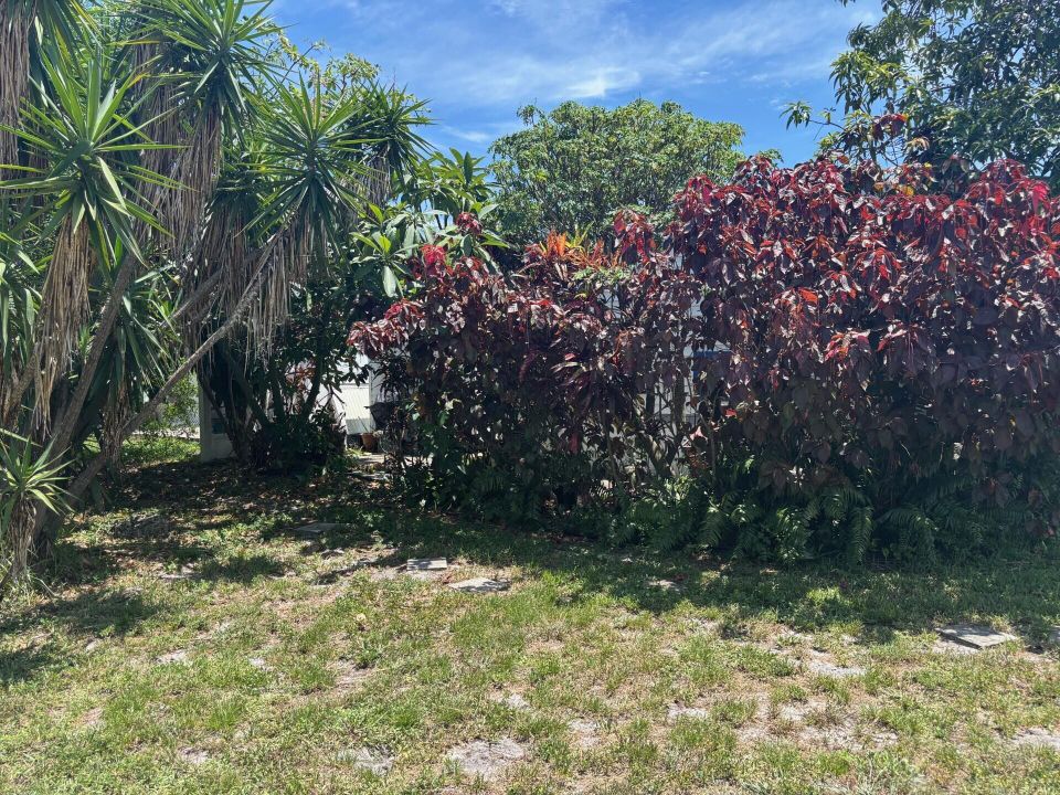 待售: $63,000 (3 贝兹, 2 浴室, 1368 平方英尺)