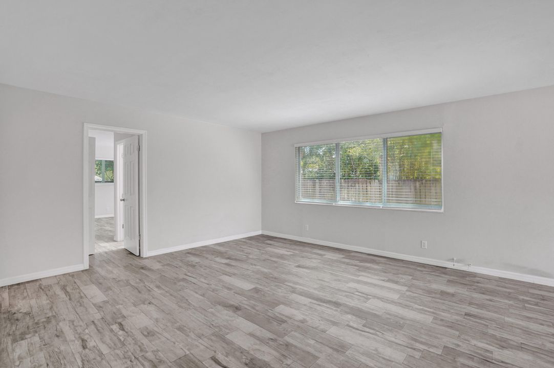 最近租的: $2,150 (2 贝兹, 2 浴室, 995 平方英尺)