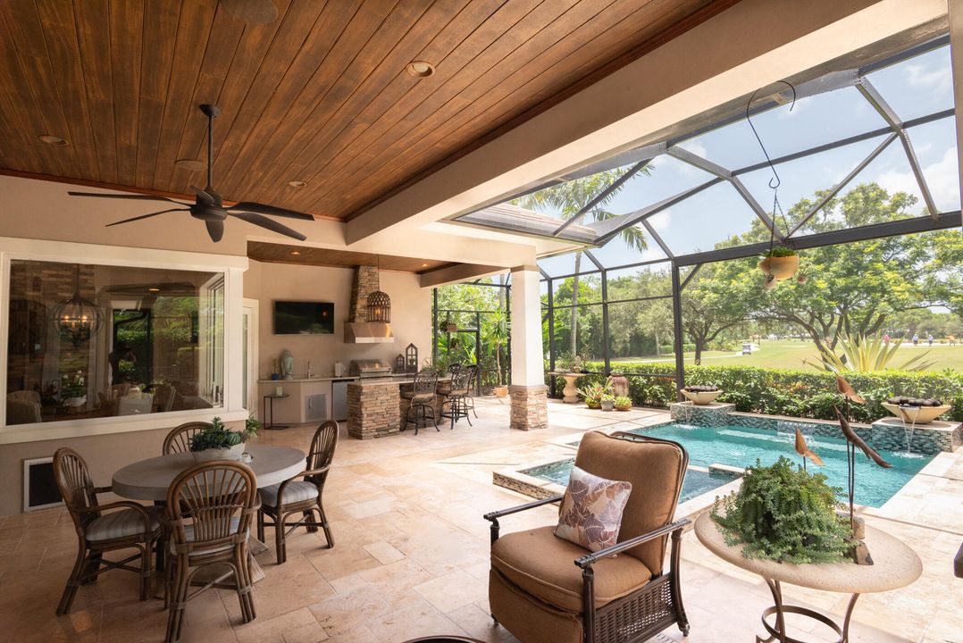 Под контрактом: $1,750,000 (3 спален, 3 ванн, 3630 Квадратных фут)