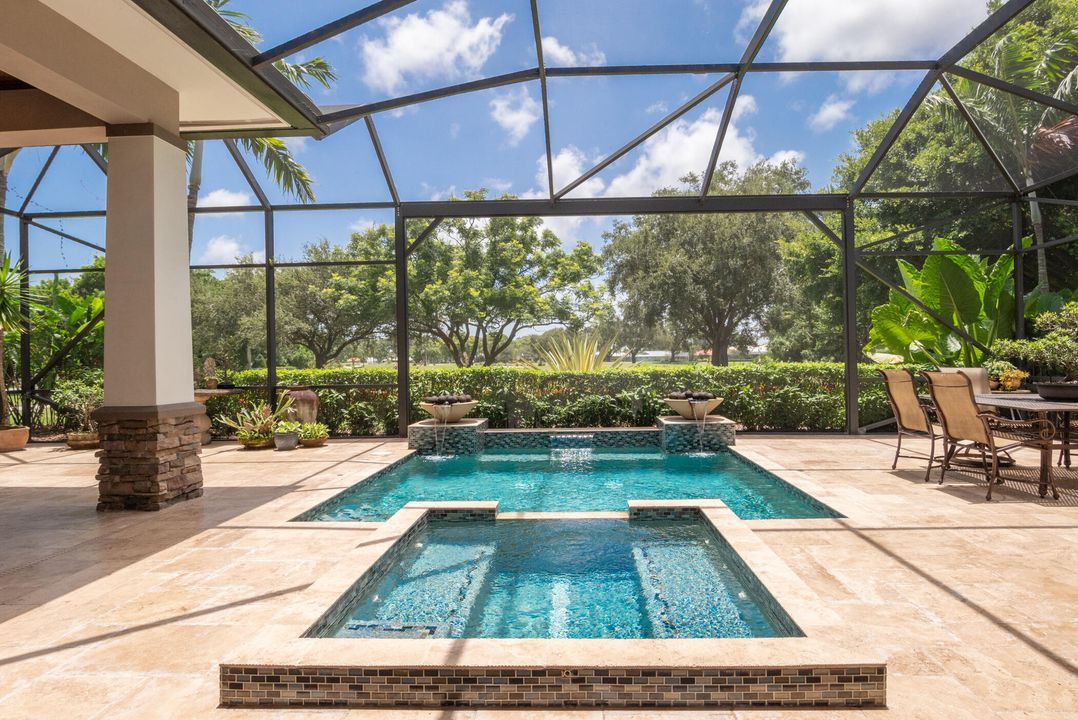 Под контрактом: $1,750,000 (3 спален, 3 ванн, 3630 Квадратных фут)