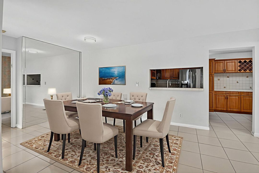 合同活跃: $185,000 (3 贝兹, 2 浴室, 1134 平方英尺)