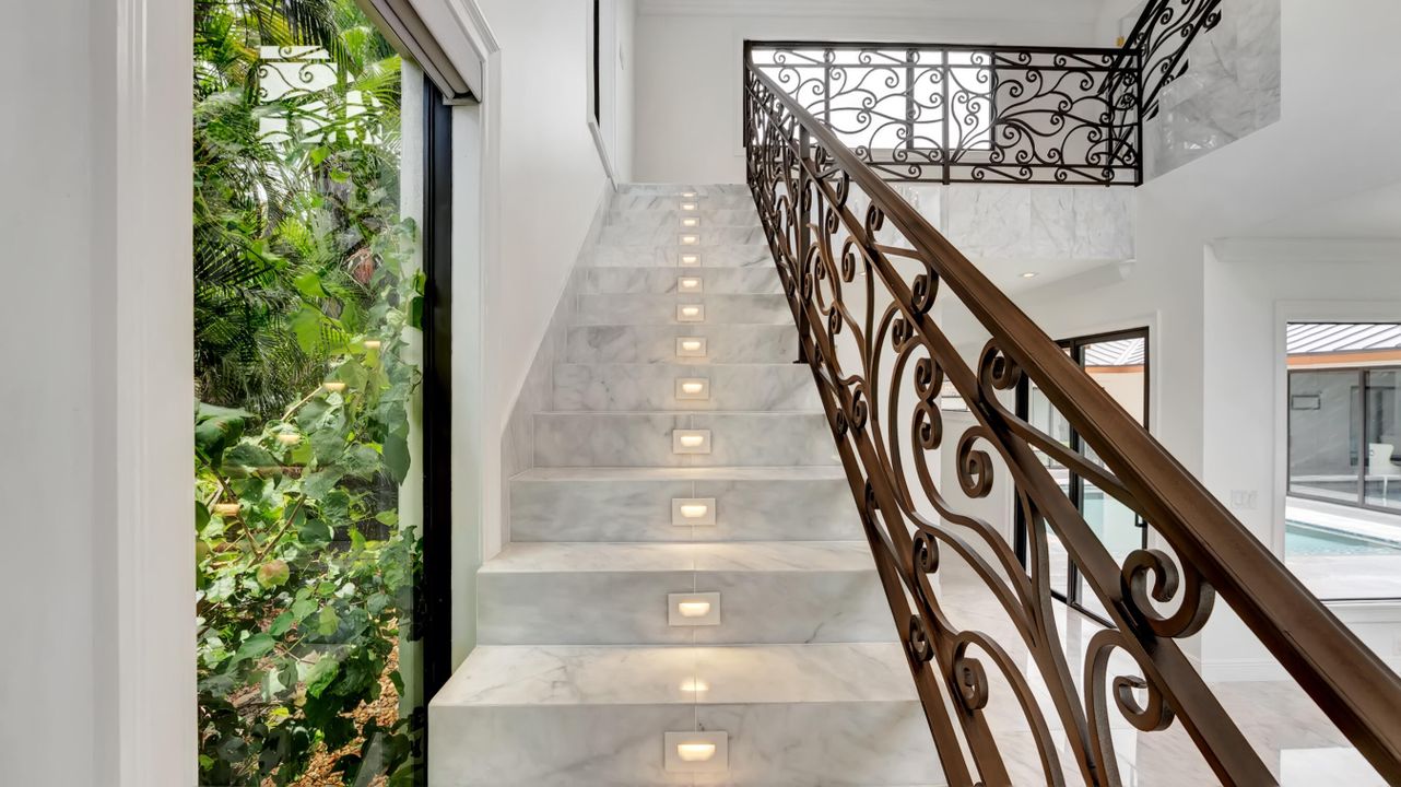 For Sale: $3,900,000 (4 beds, 4 baths, 4750 Square Feet)