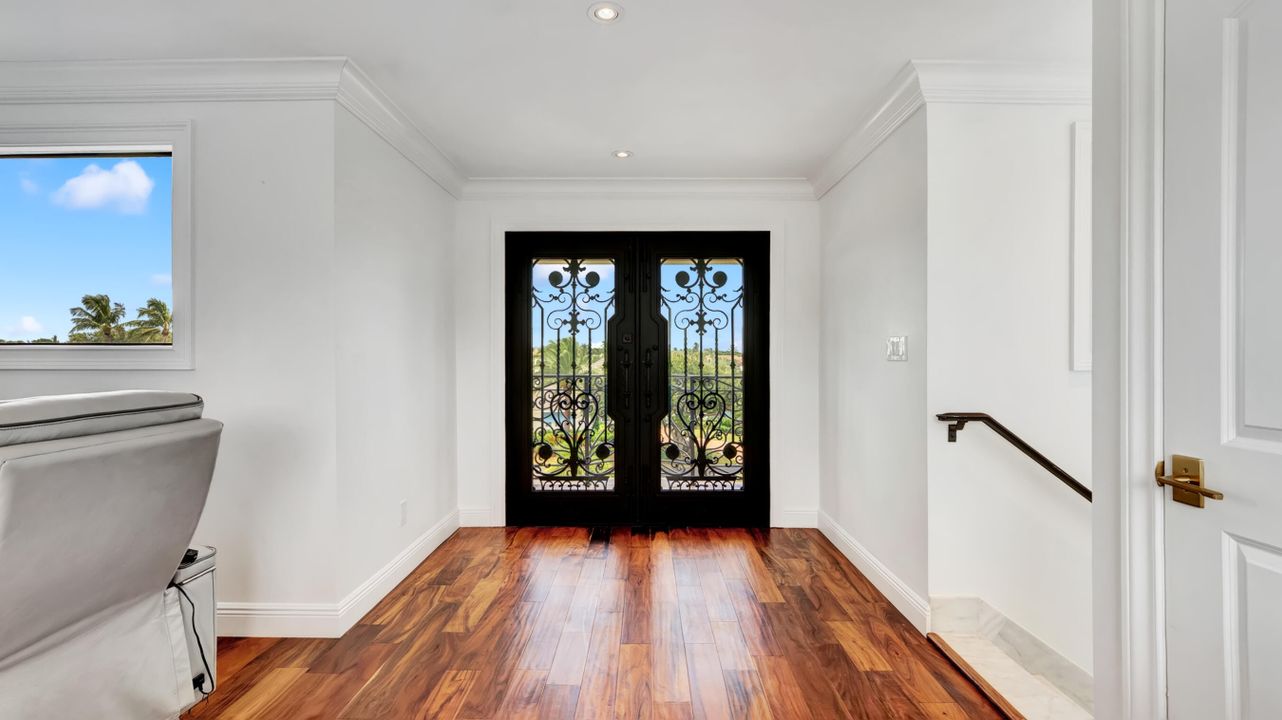 For Sale: $3,900,000 (4 beds, 4 baths, 4750 Square Feet)