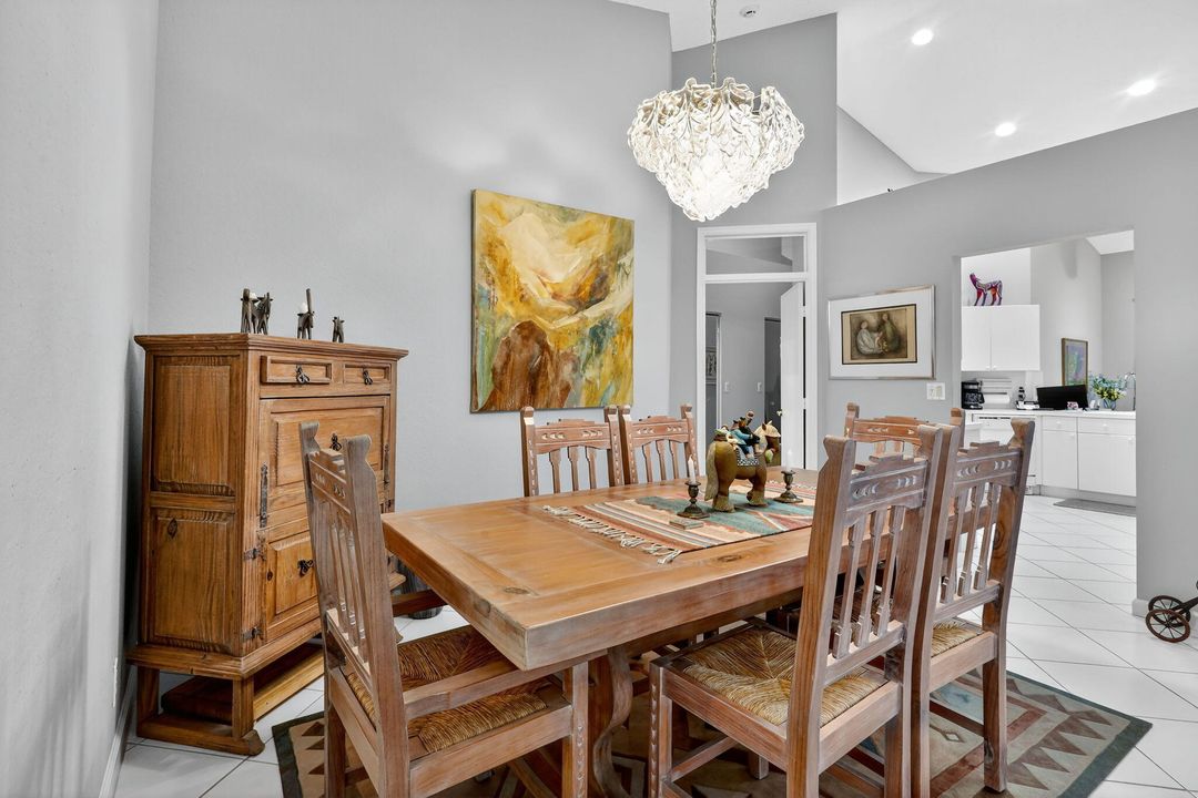 For Sale: $225,000 (2 beds, 2 baths, 1910 Square Feet)