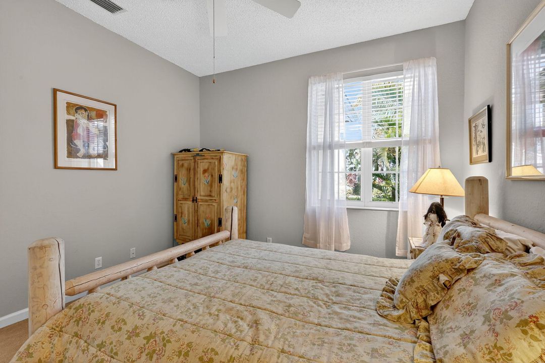 For Sale: $225,000 (2 beds, 2 baths, 1910 Square Feet)