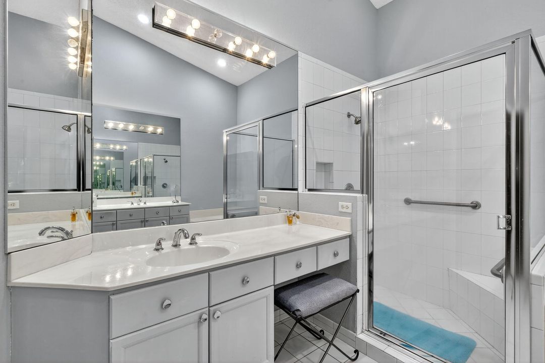 For Sale: $225,000 (2 beds, 2 baths, 1910 Square Feet)