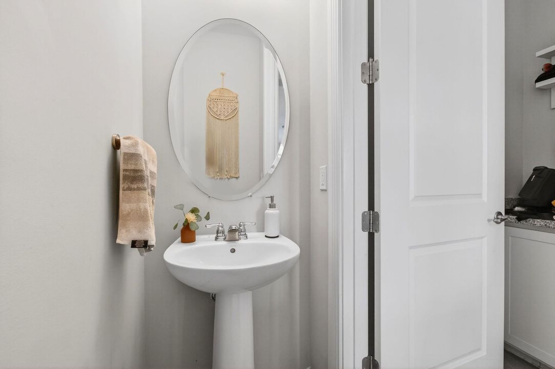 En Venta: $510,000 (3 camas, 2 baños, 2218 Pies cuadrados)