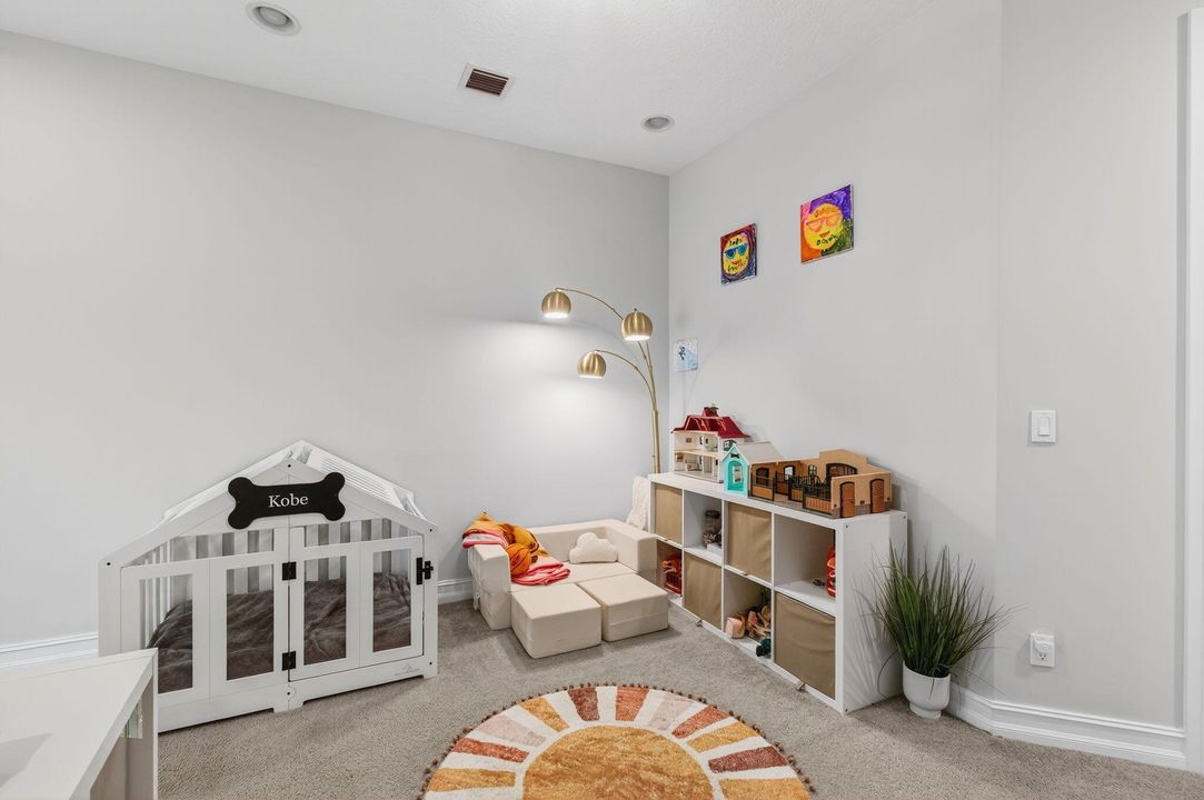 En Venta: $510,000 (3 camas, 2 baños, 2218 Pies cuadrados)