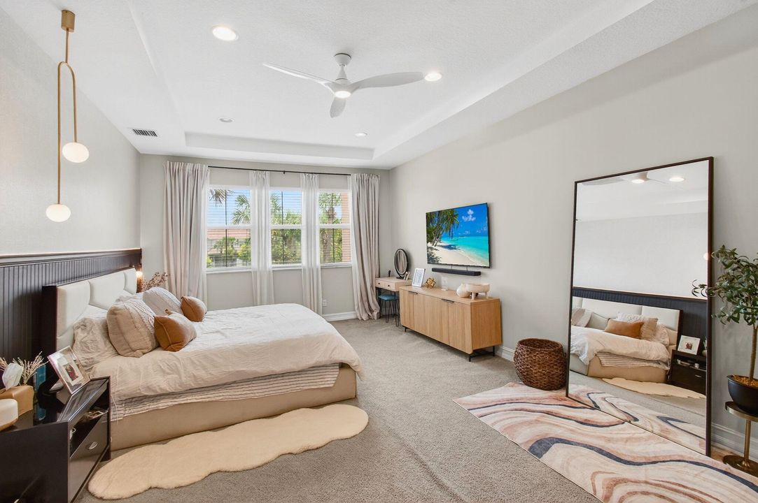 En Venta: $510,000 (3 camas, 2 baños, 2218 Pies cuadrados)