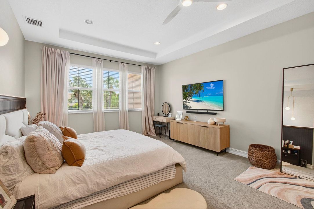 En Venta: $510,000 (3 camas, 2 baños, 2218 Pies cuadrados)