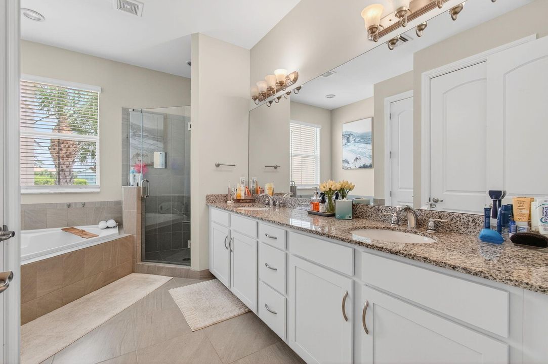 En Venta: $510,000 (3 camas, 2 baños, 2218 Pies cuadrados)