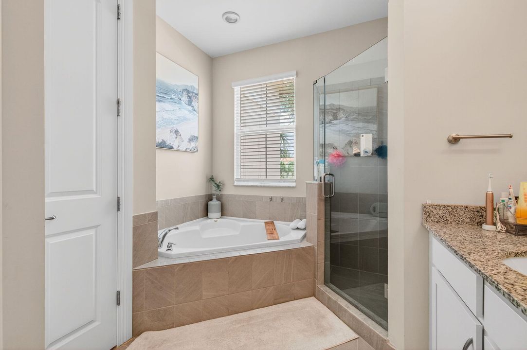 En Venta: $510,000 (3 camas, 2 baños, 2218 Pies cuadrados)