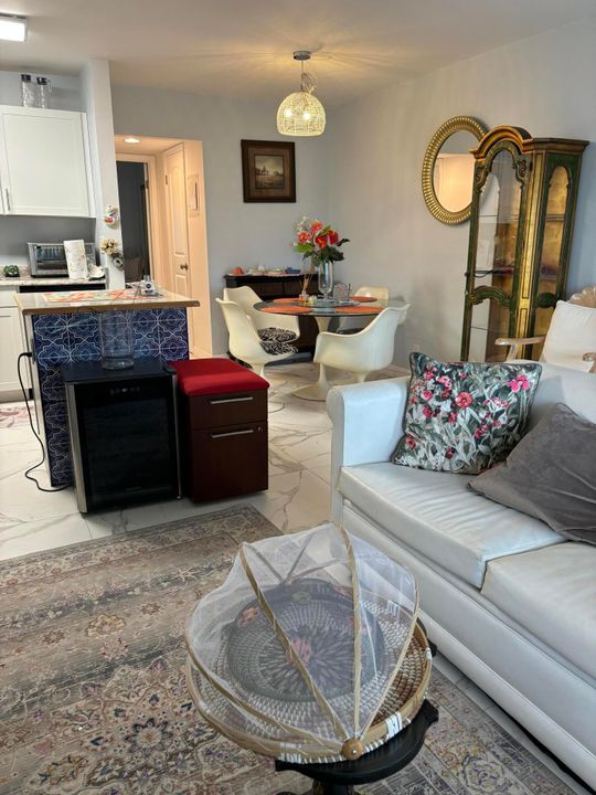 На продажу: $85,000 (1 спален, 1 ванн, 532 Квадратных фут)