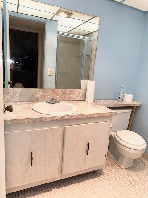 На продажу: $75,000 (2 спален, 2 ванн, 920 Квадратных фут)