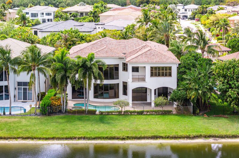 Recently Sold: $2,600,000 (6 beds, 6 baths, 6512 Square Feet)