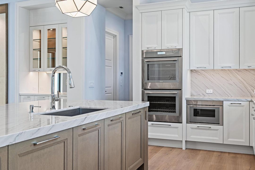 待售: $4,640,000 (4 贝兹, 4 浴室, 4229 平方英尺)