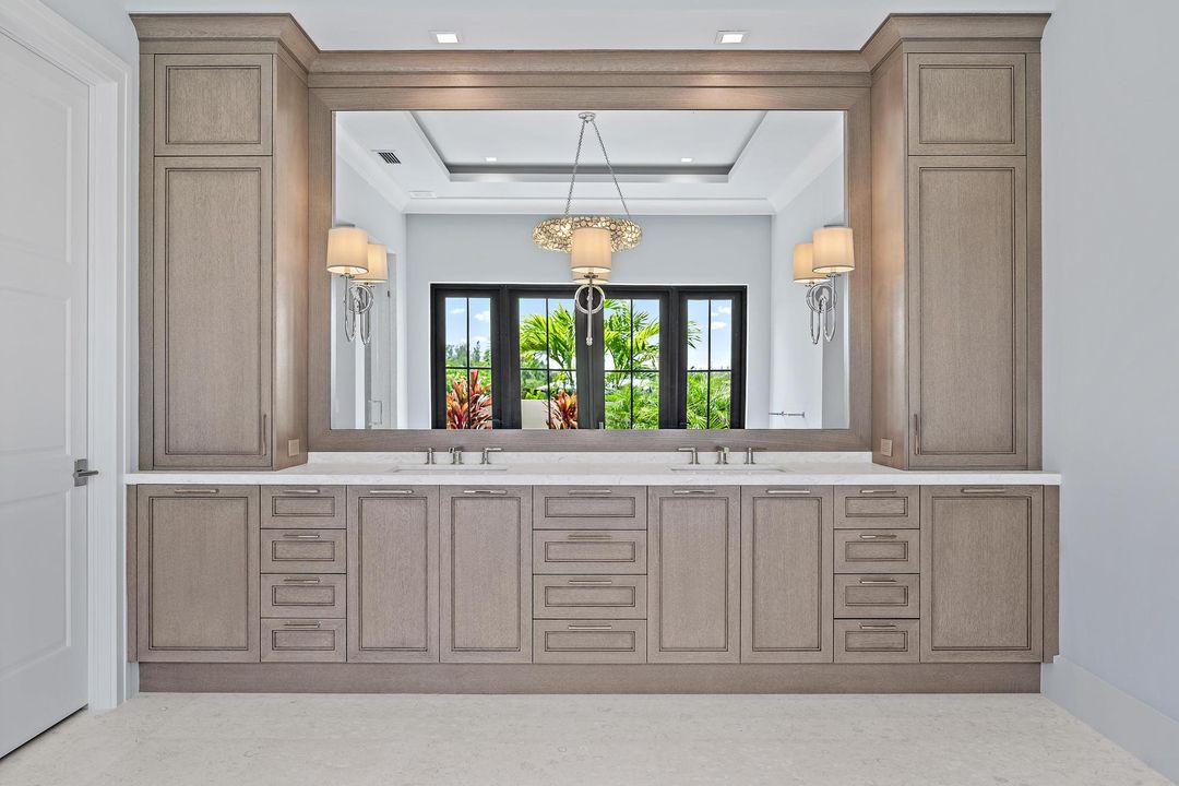 待售: $4,640,000 (4 贝兹, 4 浴室, 4229 平方英尺)