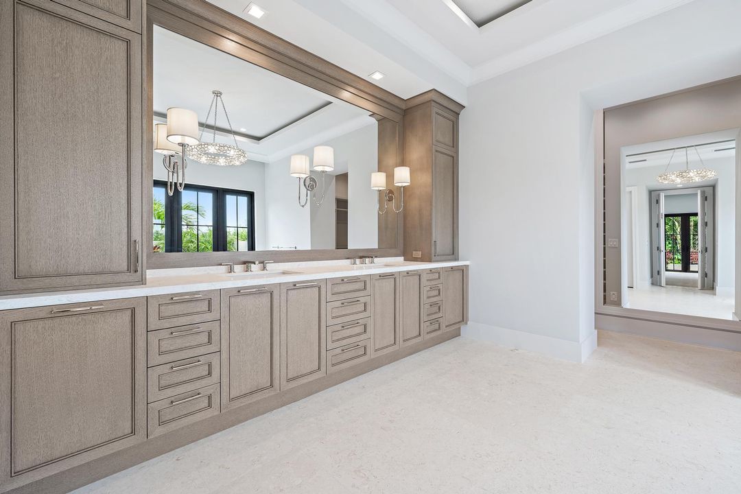 待售: $4,640,000 (4 贝兹, 4 浴室, 4229 平方英尺)