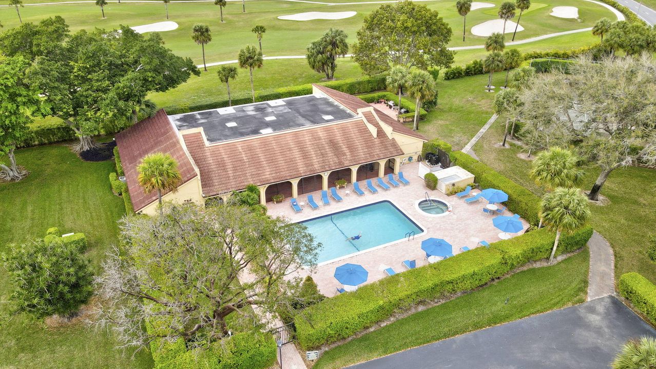 Activo con contrato: $209,000 (2 camas, 2 baños, 1516 Pies cuadrados)