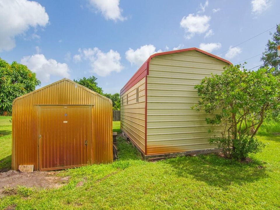 合同活跃: $485,000 (4 贝兹, 3 浴室, 2482 平方英尺)