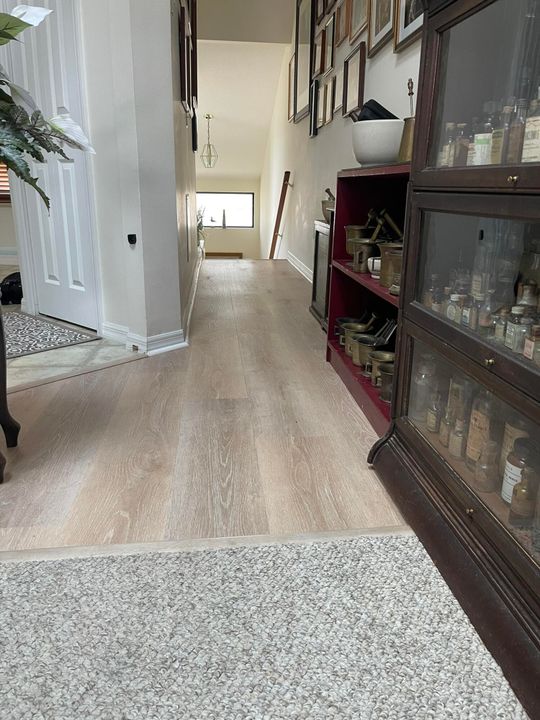 На продажу: $270,000 (2 спален, 2 ванн, 1105 Квадратных фут)