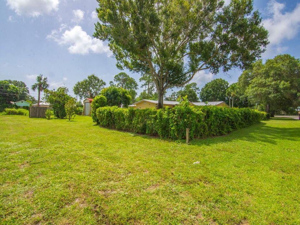 合同活跃: $485,000 (4 贝兹, 3 浴室, 2482 平方英尺)