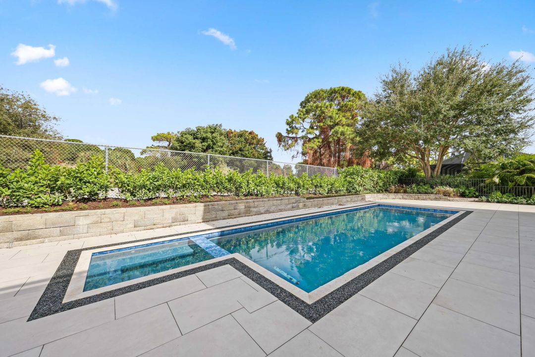For Sale: $3,795,000 (5 beds, 5 baths, 4545 Square Feet)