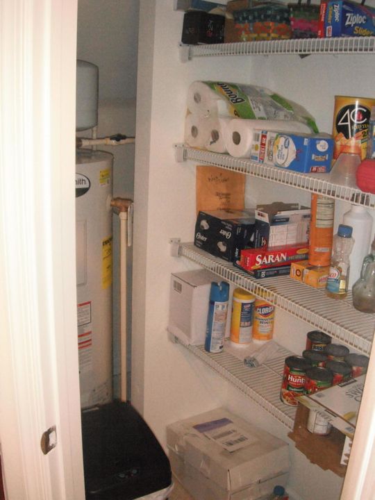 For Rent: $2,500 (3 beds, 2 baths, 1542 Square Feet)