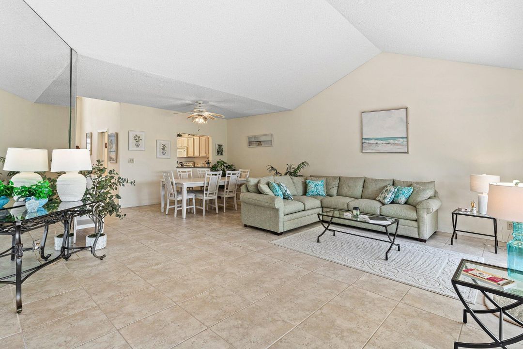 Active With Contract: $9,000 (3 beds, 3 baths, 1936 Square Feet)