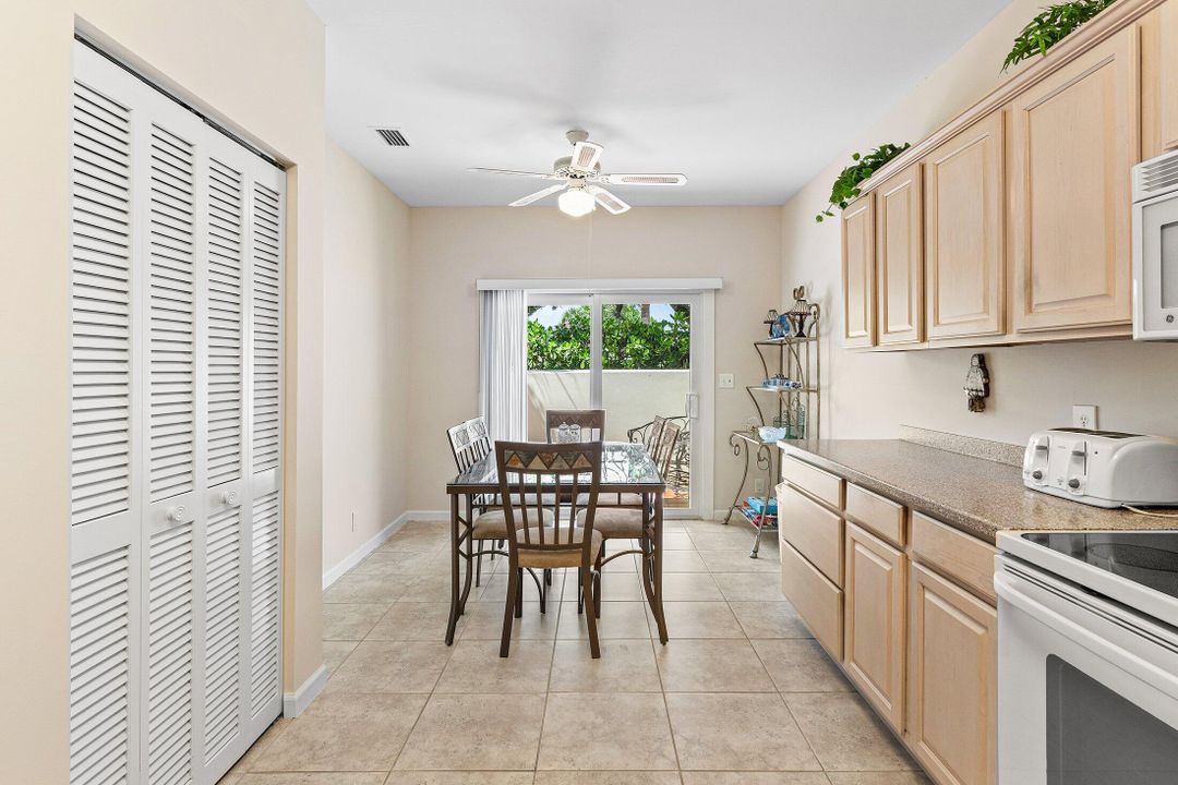 Active With Contract: $9,000 (3 beds, 3 baths, 1936 Square Feet)