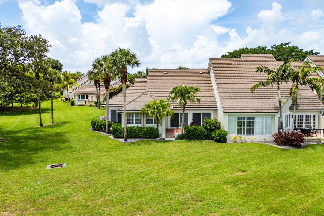 Active With Contract: $9,000 (3 beds, 3 baths, 1936 Square Feet)