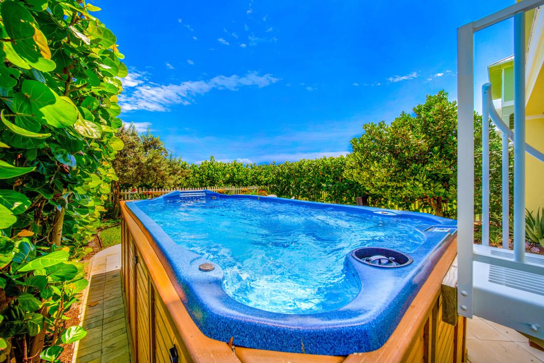 For Sale: $2,999,000 (4 beds, 4 baths, 3557 Square Feet)