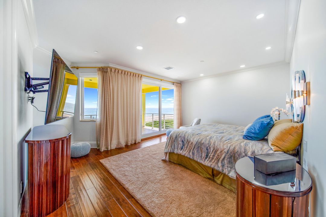 For Sale: $2,999,000 (4 beds, 4 baths, 3557 Square Feet)