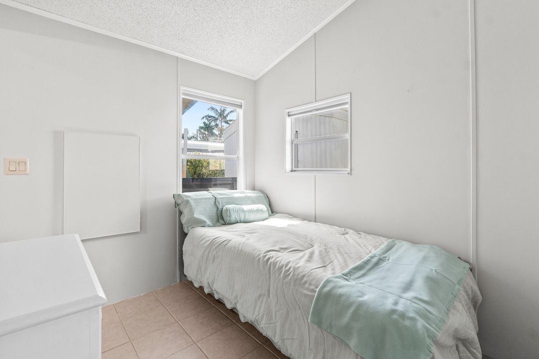 待售: $260,000 (1 贝兹, 1 浴室, 288 平方英尺)