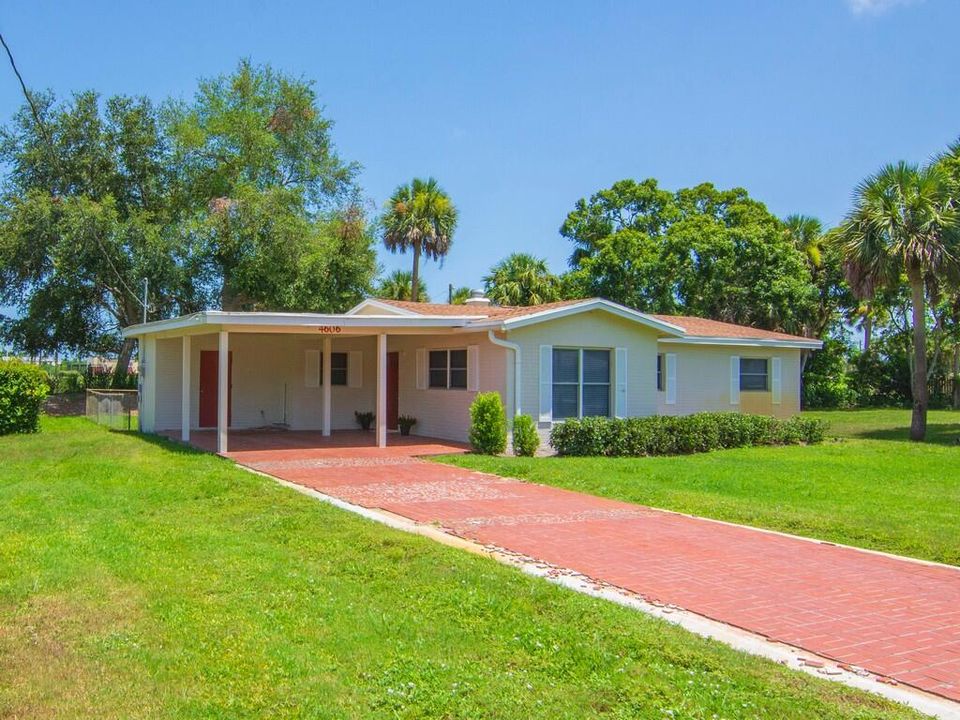 Activo con contrato: $259,000 (3 camas, 2 baños, 1352 Pies cuadrados)