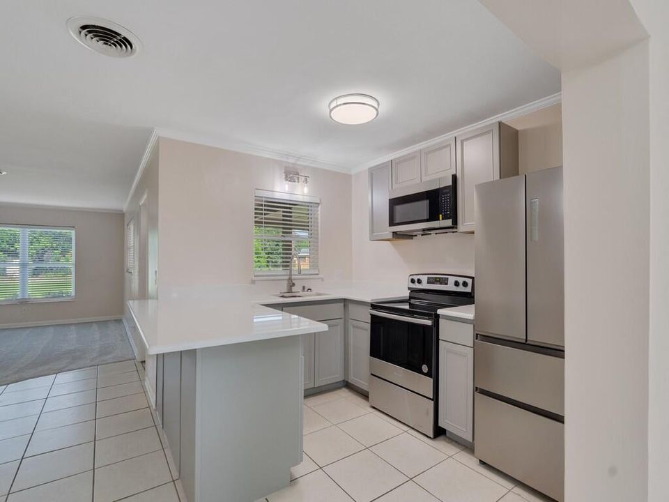 Activo con contrato: $259,000 (3 camas, 2 baños, 1352 Pies cuadrados)