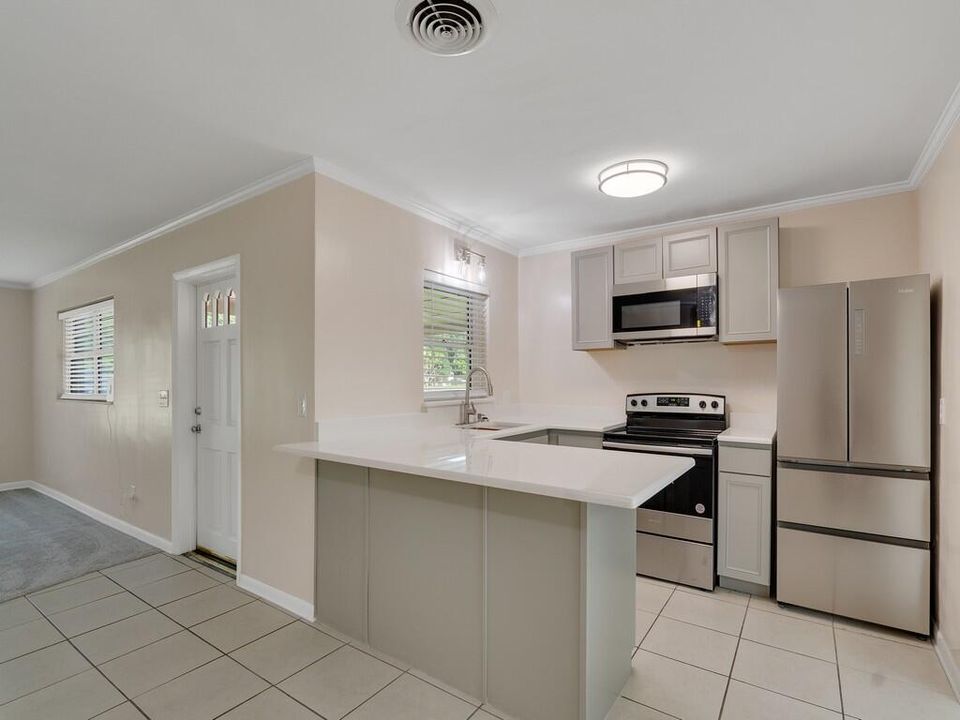 Activo con contrato: $259,000 (3 camas, 2 baños, 1352 Pies cuadrados)