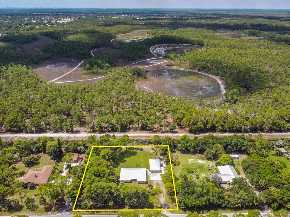 Под контрактом: $845,000 (4 спален, 3 ванн, 2291 Квадратных фут)