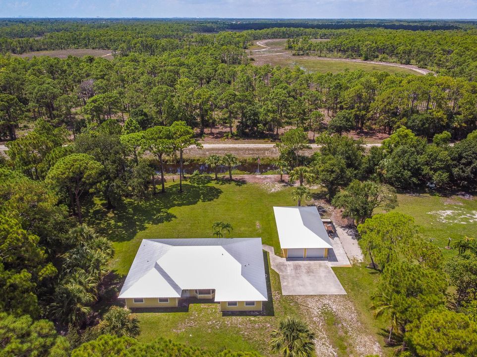 Под контрактом: $845,000 (4 спален, 3 ванн, 2291 Квадратных фут)