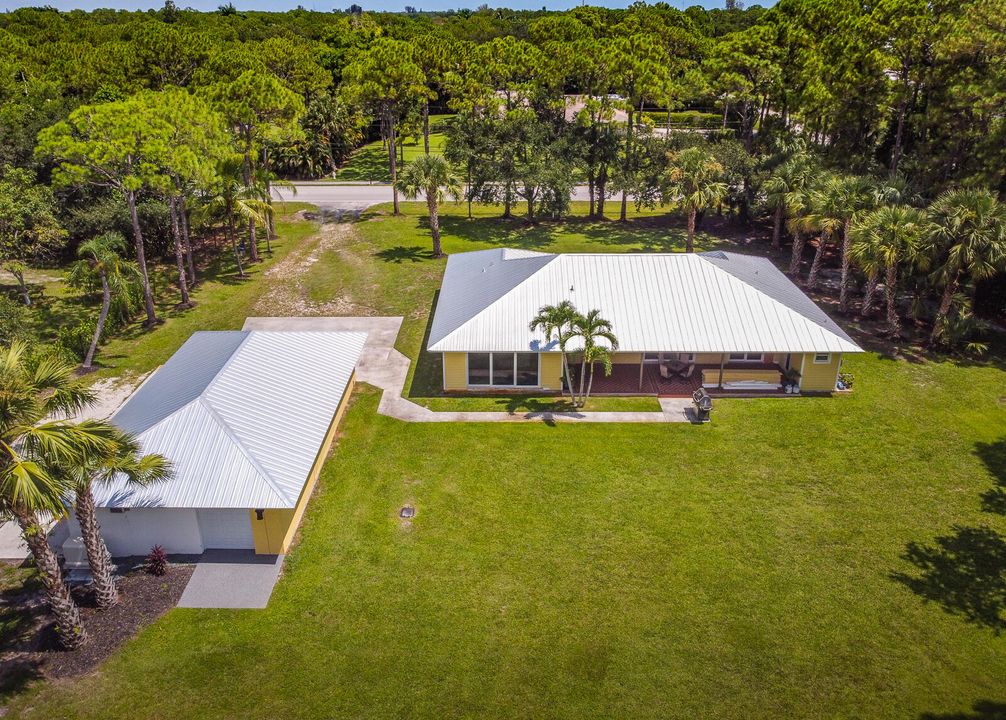 Под контрактом: $845,000 (4 спален, 3 ванн, 2291 Квадратных фут)